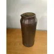 Jarrón de cerámica marrón